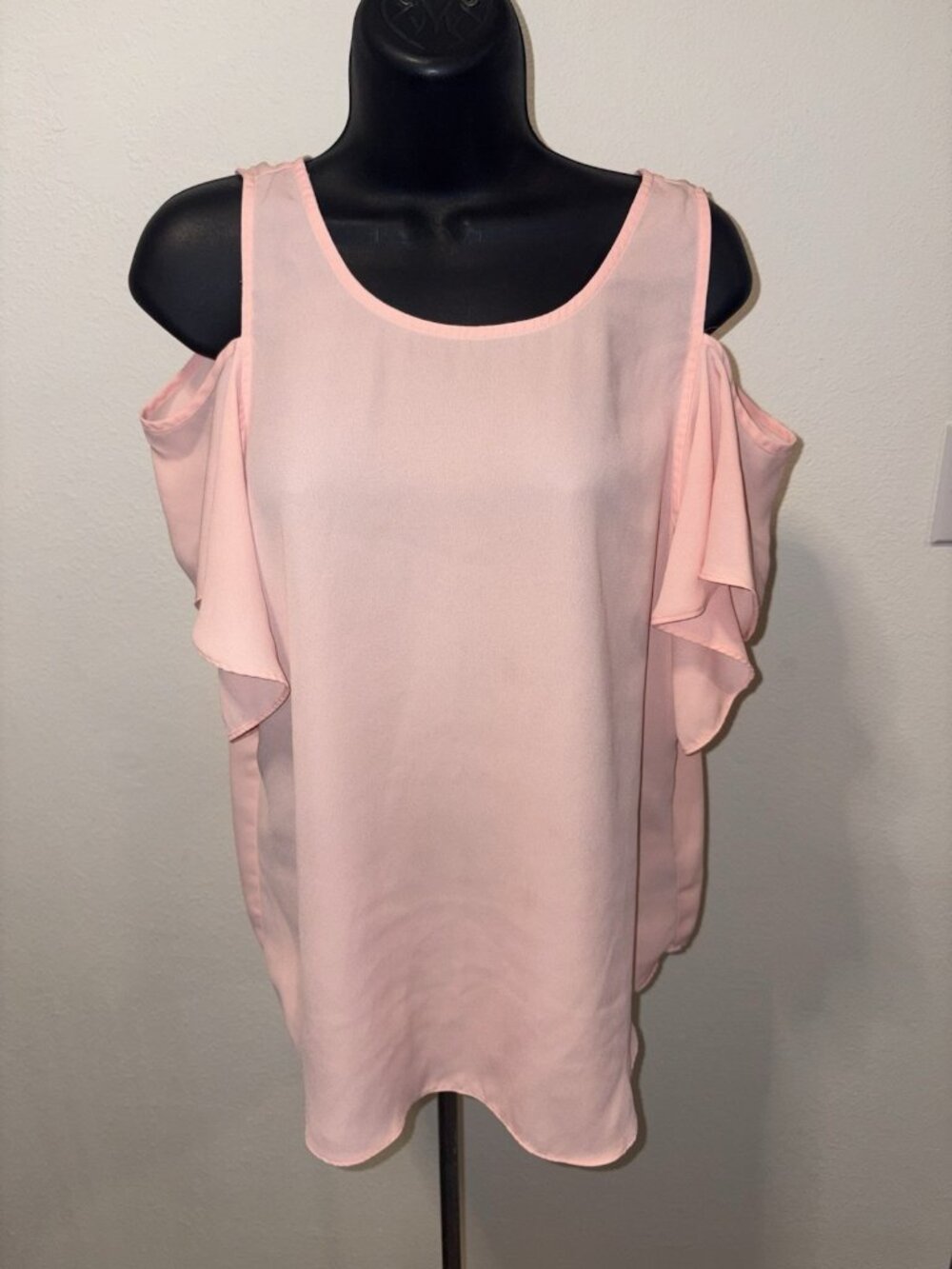 B Wear Pink Top Blouse Women L Large High Low V Neck Off Shoulder